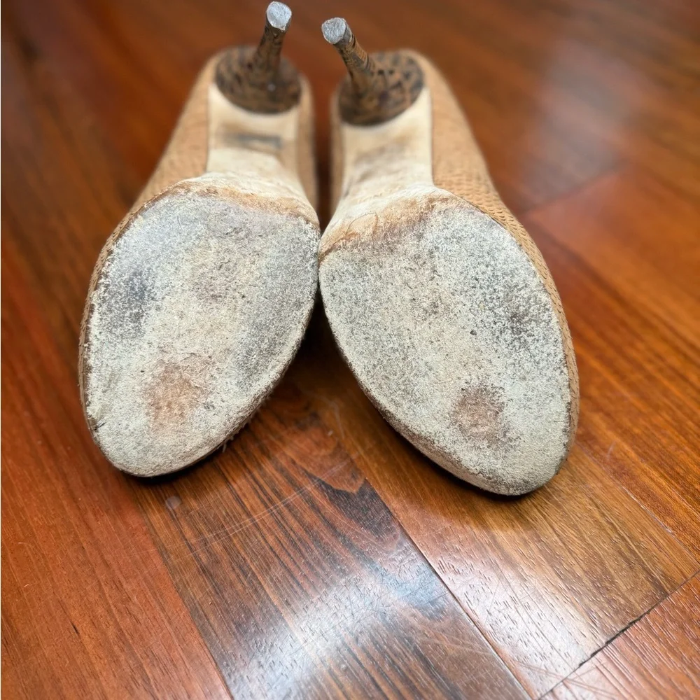 Fendi Brown Textured Heels - Picture 11 of 16